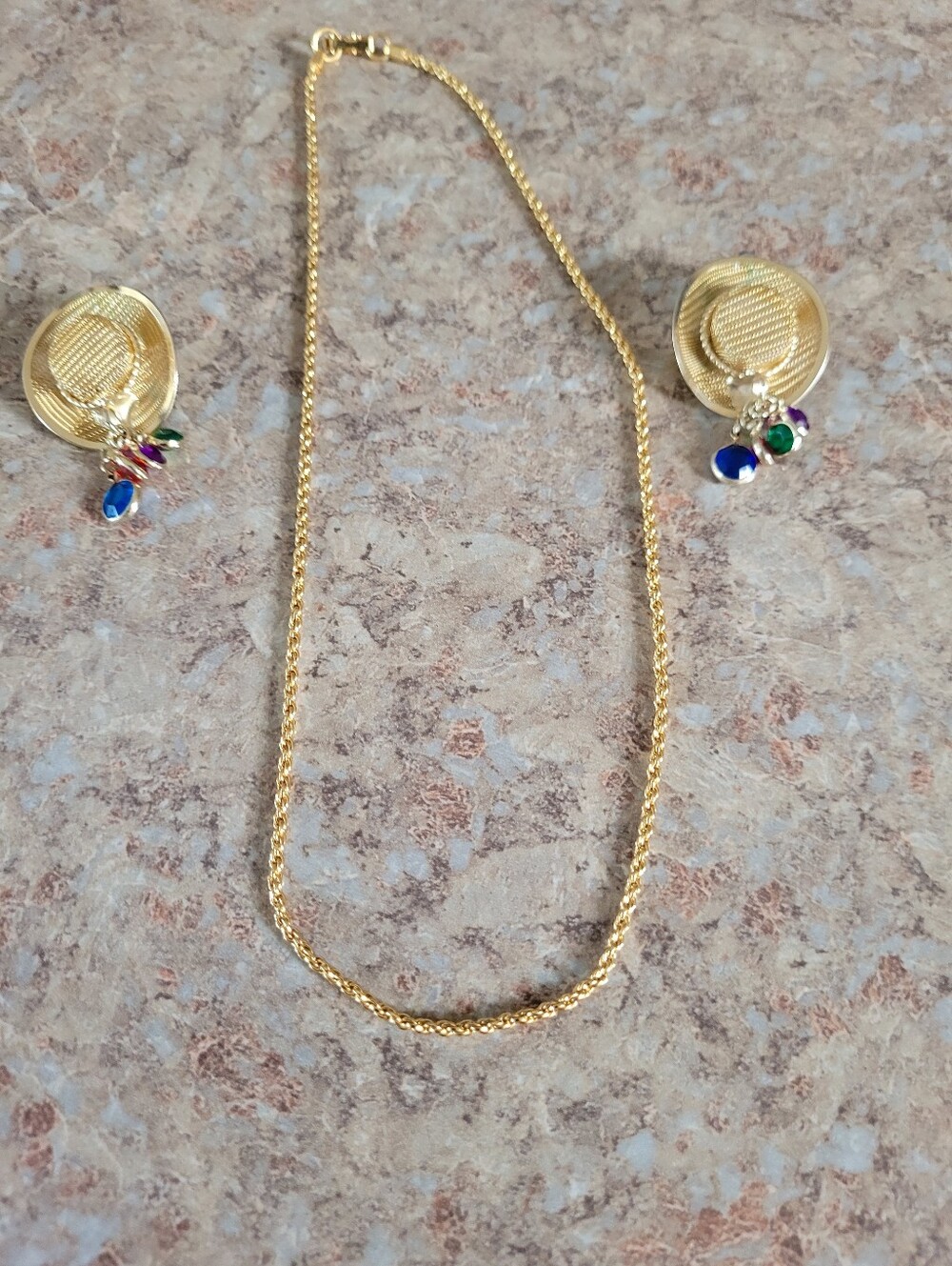 18 Kt Gold Plated Multicolor Crystal Hat Earrings and Chain Necklace
